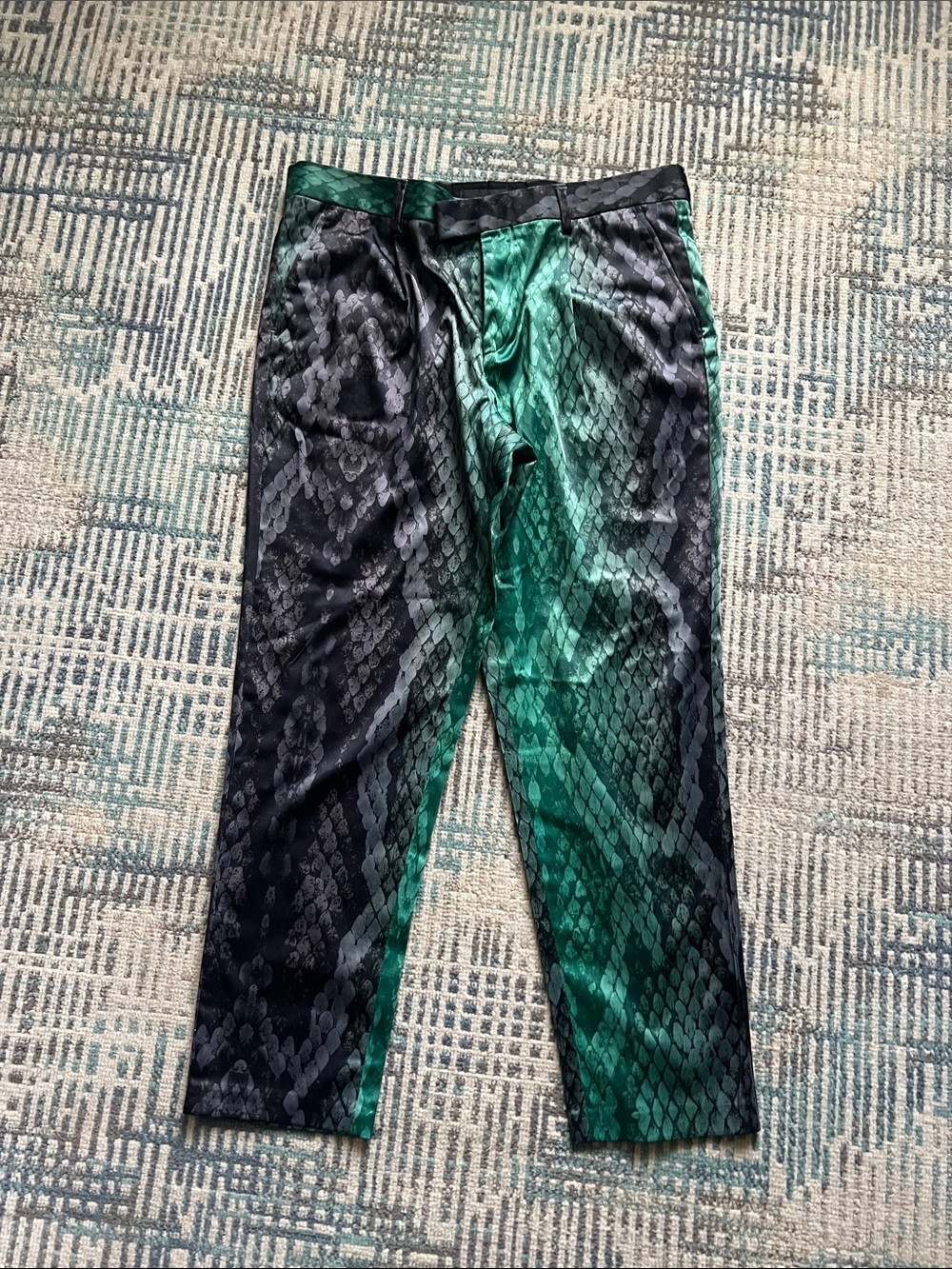ASOS Men’s W34 L32 Green Black Snakeskin Print Tailored Pants